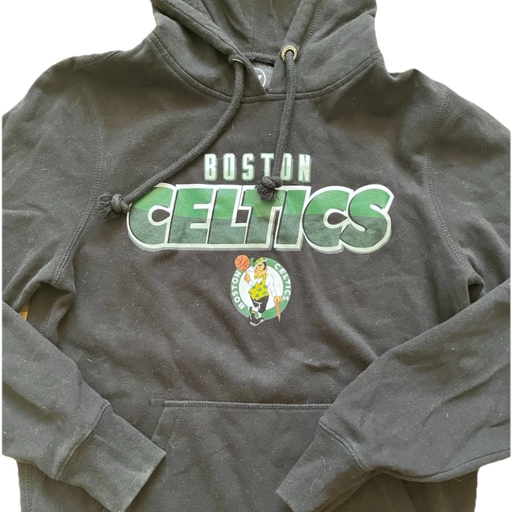 Boston Celtics Black Hoodie With A Logo Size Small - Picture 2 of 5